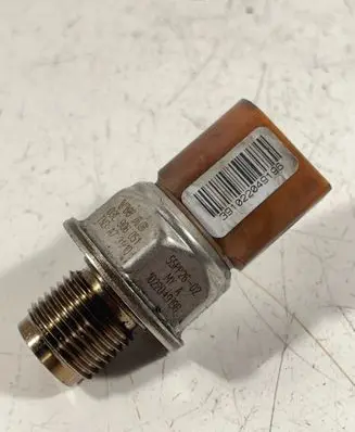 Audi A4 S4 B8 8K Fuel pressure sensor 03l906051