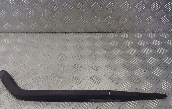 Mitsubishi Outlander Rear wiper blade arm 