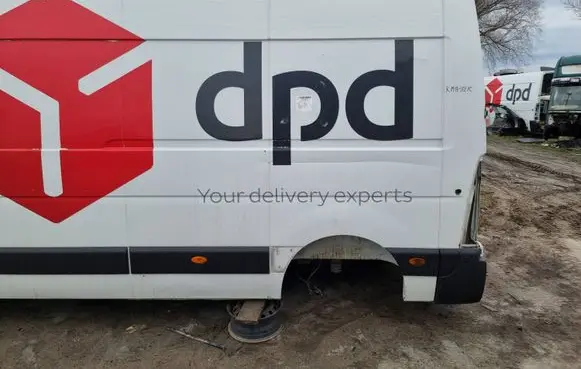 Renault Master III Rear quarter panel O389