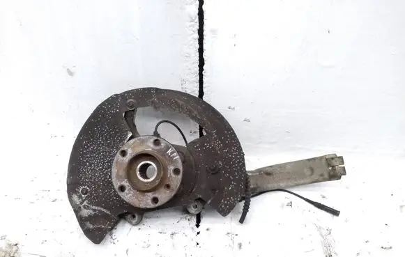 BMW X5 E70 Front wheel hub spindle knuckle 6773783 31216773783