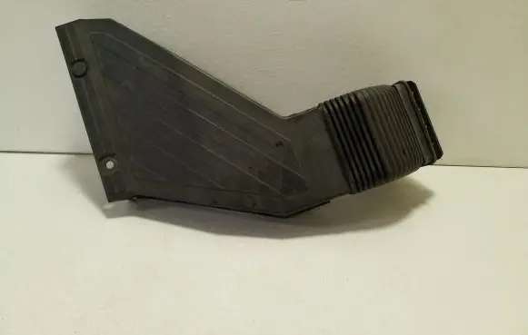 KIA Sportage Air intake duct part 28210D3100