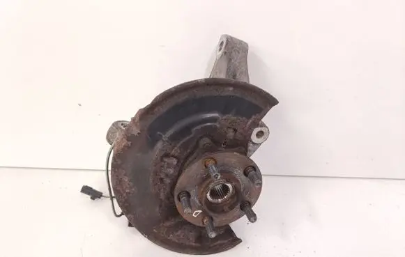 Front wheel hub