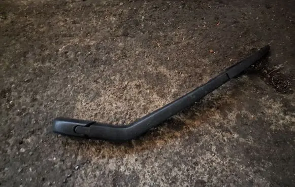 Dodge Journey Rear wiper blade arm