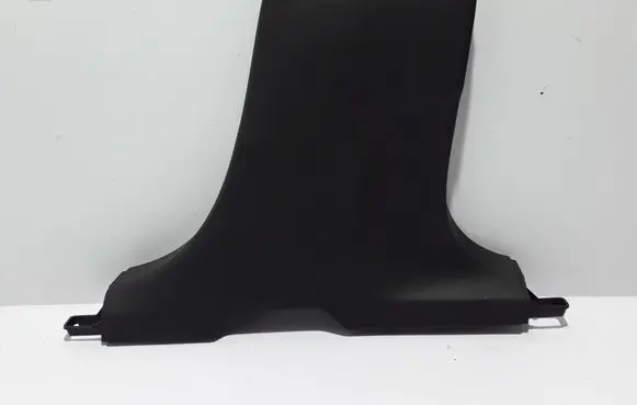 Volvo XC40 (B) pillar trim (bottom) 31457497