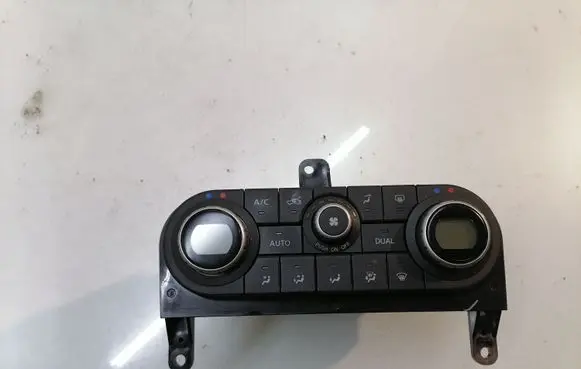 Nissan Qashqai+2 Climate control unit 27500BR45C