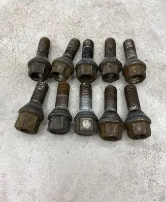 BMW 3 E46 Nuts/bolts 