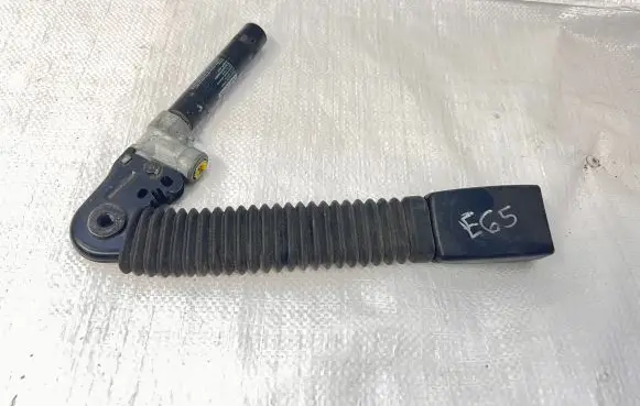 BMW 7 E65 E66 Front seatbelt buckle 6982524