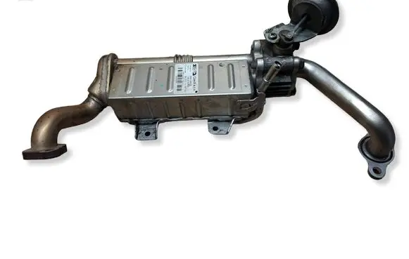 Toyota Avensis T270 EGR valve cooler 256010R020