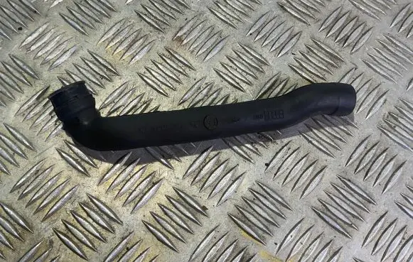Mercedes-Benz ML W164 Breather hose/pipe A2720180682