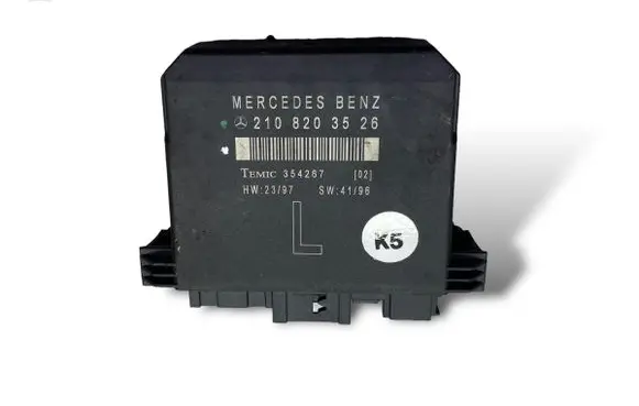 Mercedes-Benz E W210 Door control unit/module 2108203526 354267