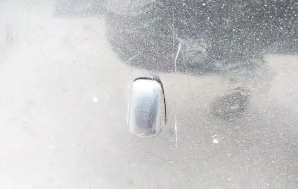 Toyota Avensis Verso Windshield washer spray nozzle 