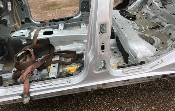 Mercedes-Benz E W212 Pillar (middle) 