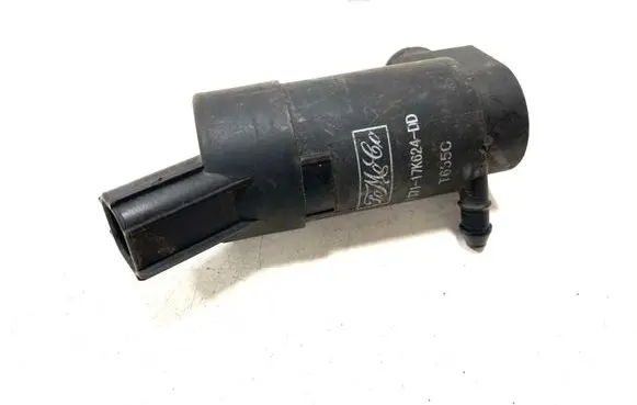 Ford Mondeo Mk III Windscreen/windshield washer pump 1S7117K624DD 1S7117K624 T655C