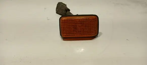 Nissan Patrol Y60 Front fender indicator light 5121