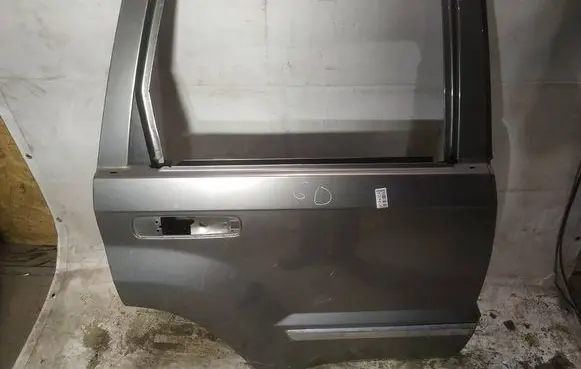Rear door