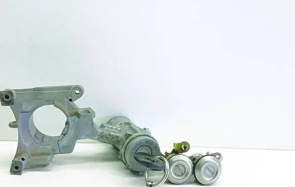 Mitsubishi Colt Lock set 336429