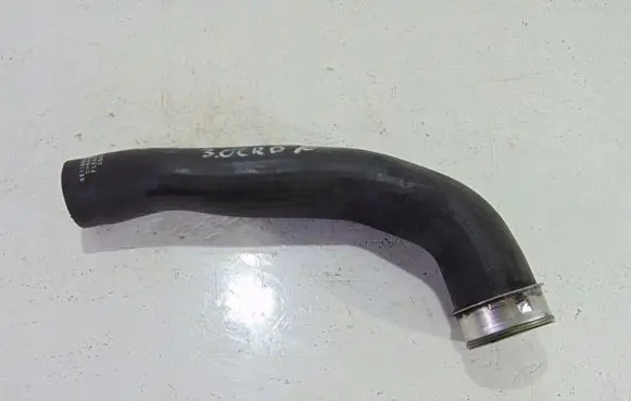 Jeep Grand Cherokee (WK) Intercooler hose/pipe