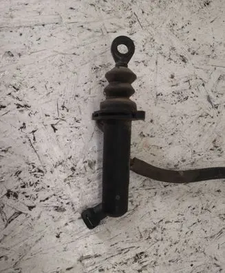 BMW 5 E39 Clutch master cylinder 21521161702