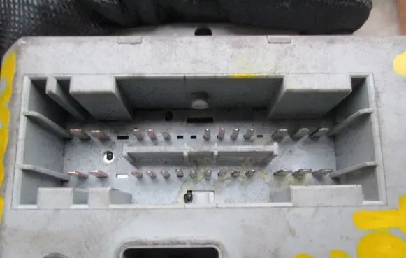 Fiat Punto (188) Fuse module 46760249 A653