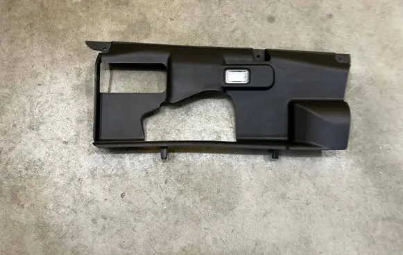 Land Rover Discovery 5 Dashboard lower bottom trim panel HY32046B00BC
