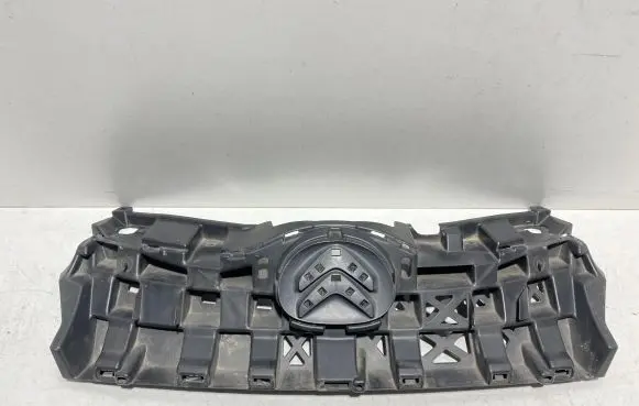 Citroen C1 Front bumper upper radiator grill 526170H010
