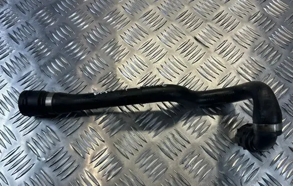 BMW 1 E81 E87 Engine coolant pipe/hose