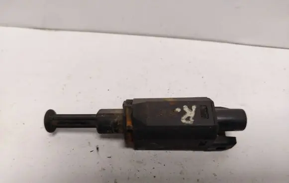 Volkswagen Golf II Brake pedal sensor switch 191945515