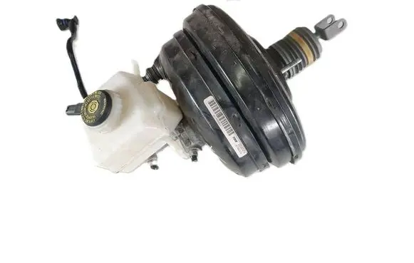 BMW X5 E70 Brake booster 32067474 PU14335BA4 677462202