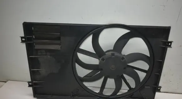 Volkswagen Tiguan Electric radiator cooling fan 5N0121205F