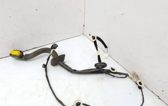 Renault Clio IV Rear door wiring loom 241260533R