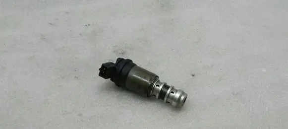 BMW 5 GT F07 Camshaft vanos timing valve 1707323