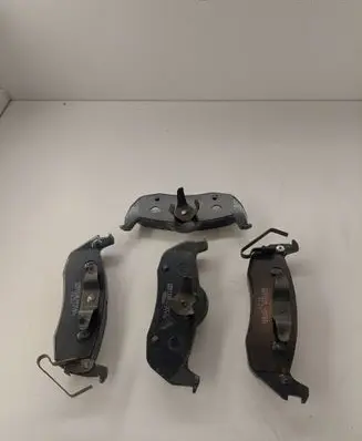 Jeep Grand Cherokee (WK) Brake pads (rear) LP1975
