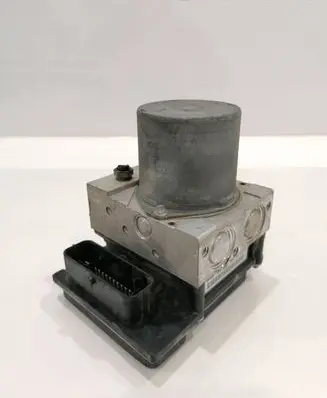 Audi A4 S4 B8 8K ABS Pump 8K0907379BF 2R0R0041