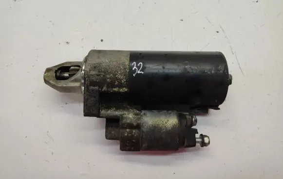 Mercedes-Benz ML W164 Starter motor A0061516101