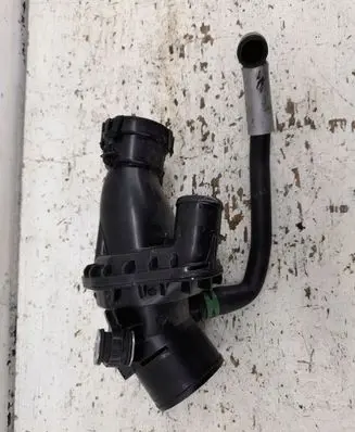 Renault Trafic III (X82) Turbo air intake inlet pipe/hose 165761844R