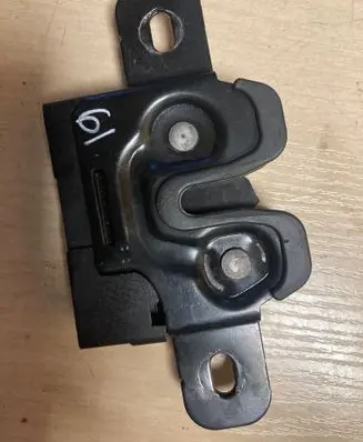Volvo XC60 Engine bonnet/hood lock/catch 31425974 A210432