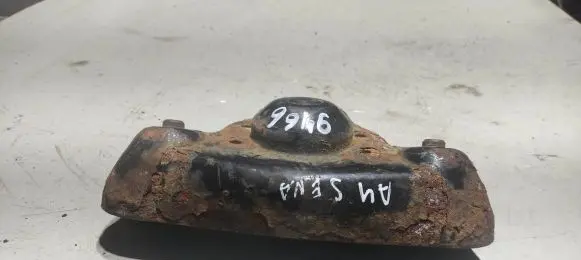 Audi A4 S4 B5 8D Coil spring mount 