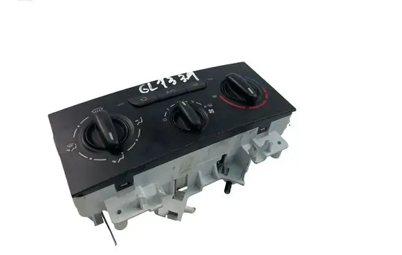 Peugeot Partner Interior fan control switch 9676532480