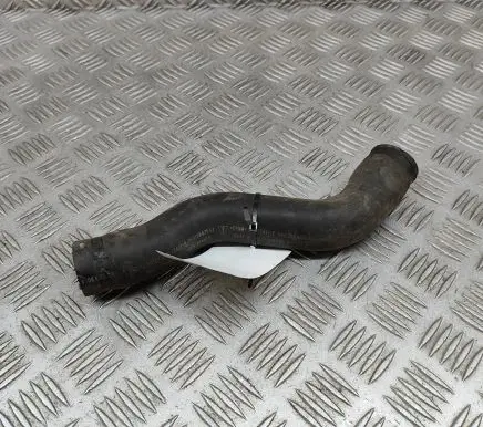 Porsche Boxster 986 Engine coolant pipe/hose 99610662554