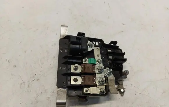 Renault Master III Battery relay fuse 241362885RJLK01
