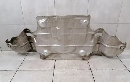 Porsche 718 Cayman 982 982c Heat shield in engine bay 98150440501