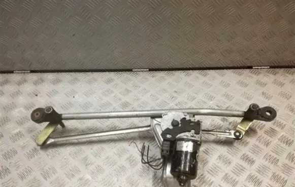 BMW X5 E53 Front wiper linkage and motor