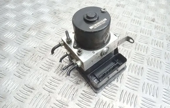 BMW 1 E81 E87 ABS Pump 6784764 6791521
