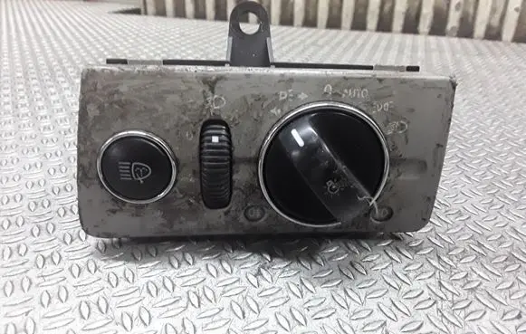 Mercedes-Benz E W211 Light switch 2115450504