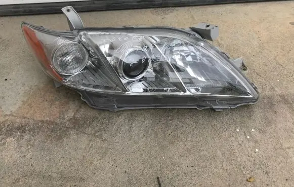 Toyota Camry Headlight/headlamp
