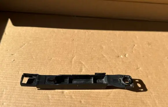Opel Vivaro Bumper support mounting bracket corner PS98303