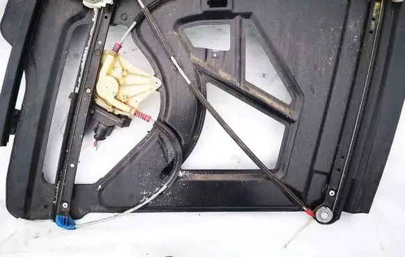 Audi A3 S3 8L Sliding door window regulator with motor 