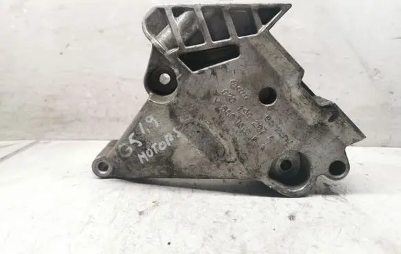 Volkswagen Golf V Engine mounting bracket 03G199207A