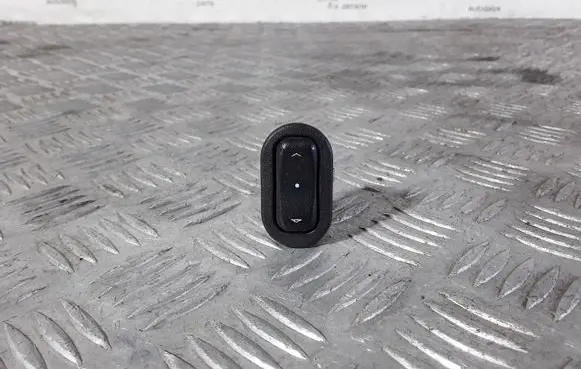 Opel Zafira A Electric window control switch 13363100 90561388