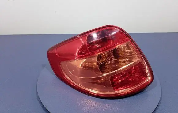 Suzuki SX4 Rear/tail lights 22016684